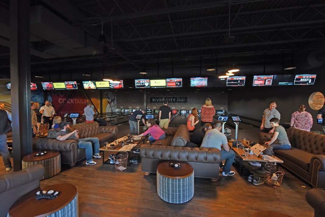 Pins, Pizzas and Pints