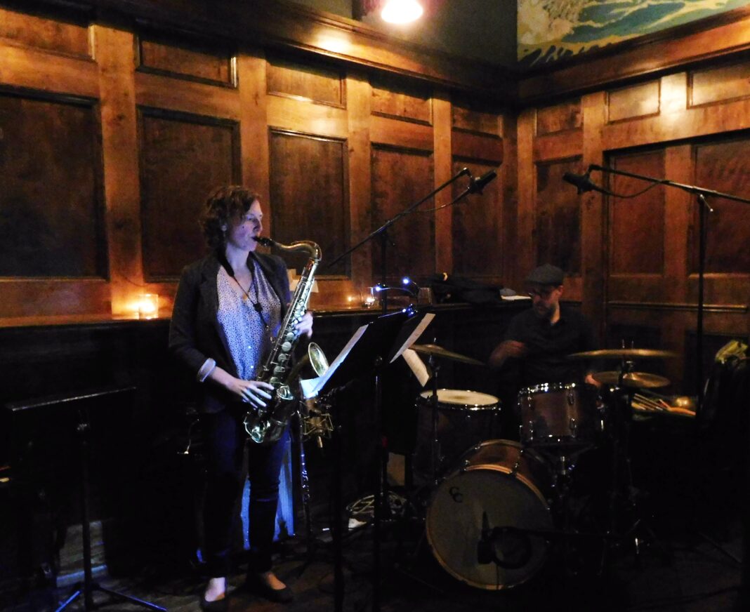Review: Anna Webber Simple Trio at the Black Iris Gallery’s Tiny Bar