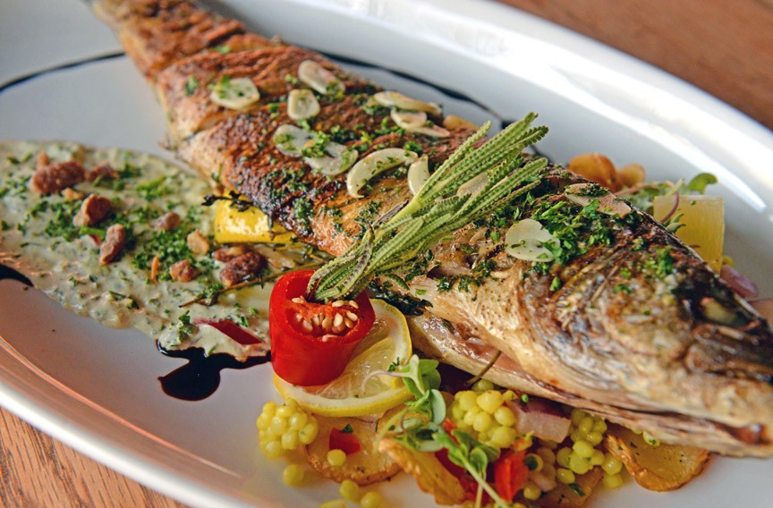 Pik Nik Brings Outdoor-Inspired Dining and Cocktails to the Fan