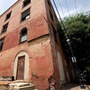 Slave History Clouds Shockoe Bottom Project